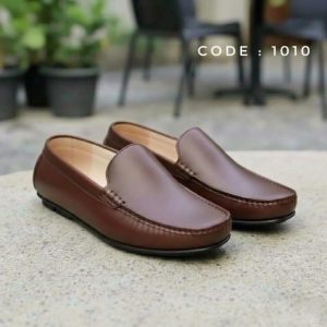 প্লেন চকলেট (CODE - 1010)